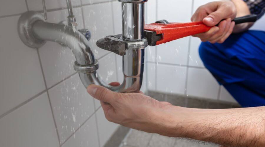 Local tankless water heater installation in Frederick, OK